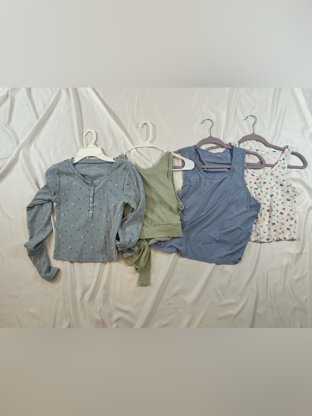 Tank Top And Long Sleeve Cropped Bundle